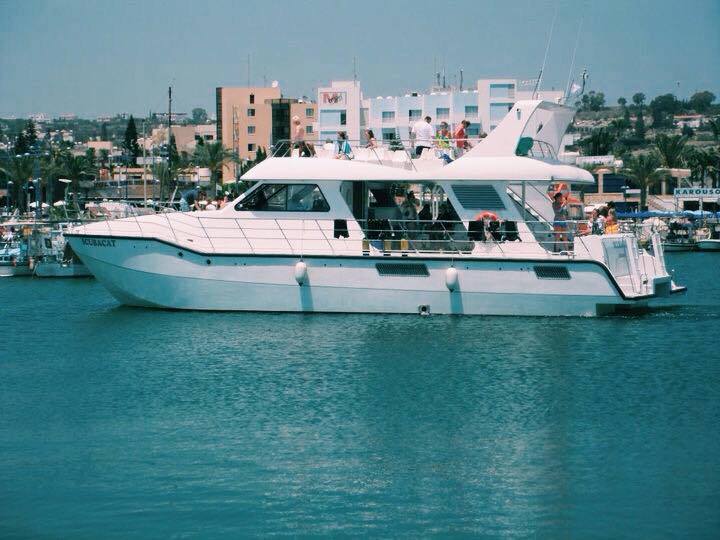 Яхта ScubaCat в аренду на Кипре