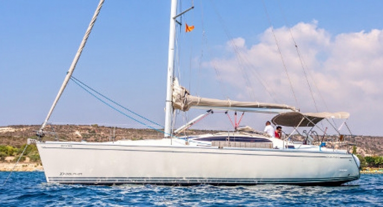Sailing yacht Delphia for hire in Cyprus